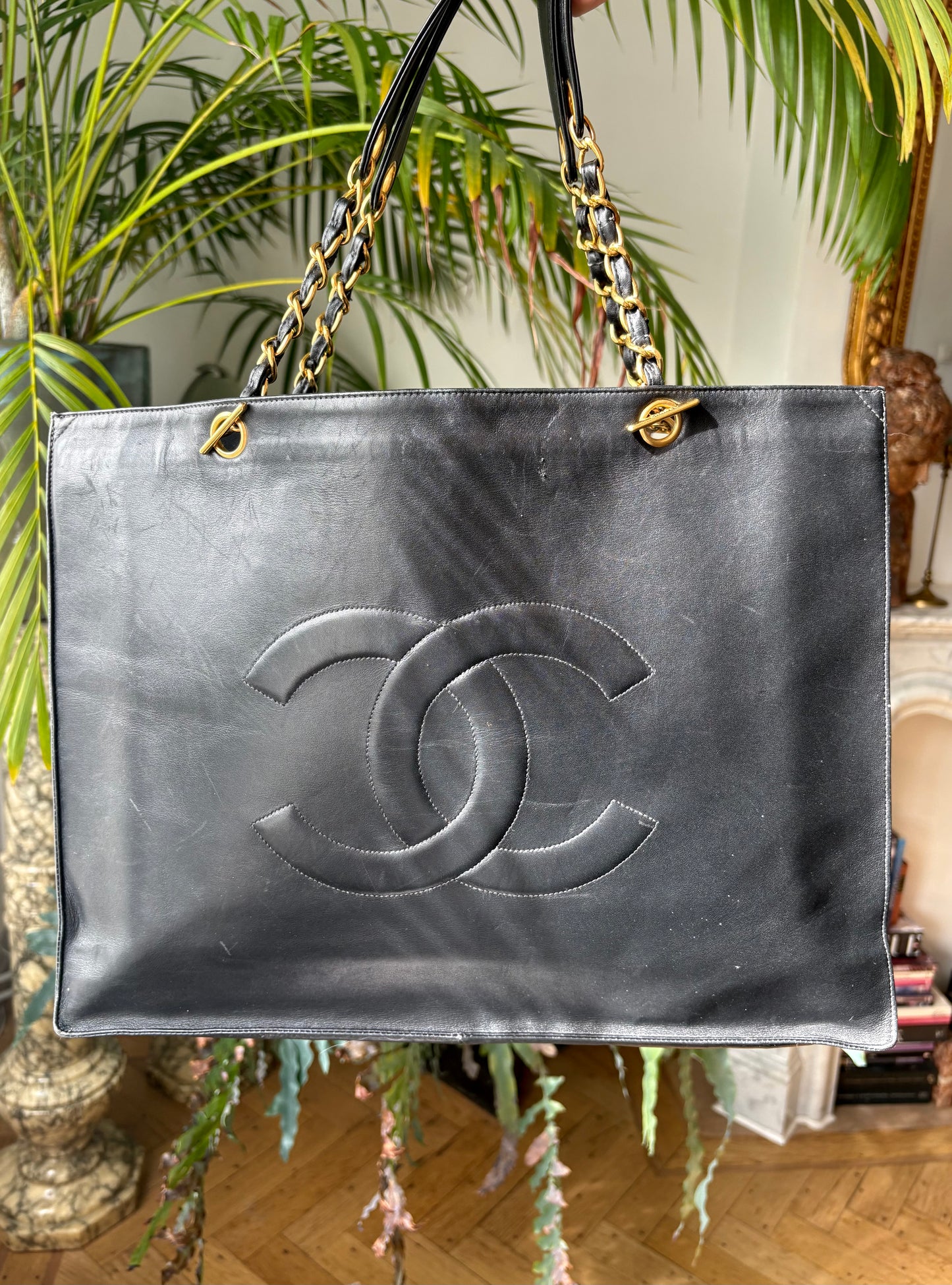 Chanel vintage tote