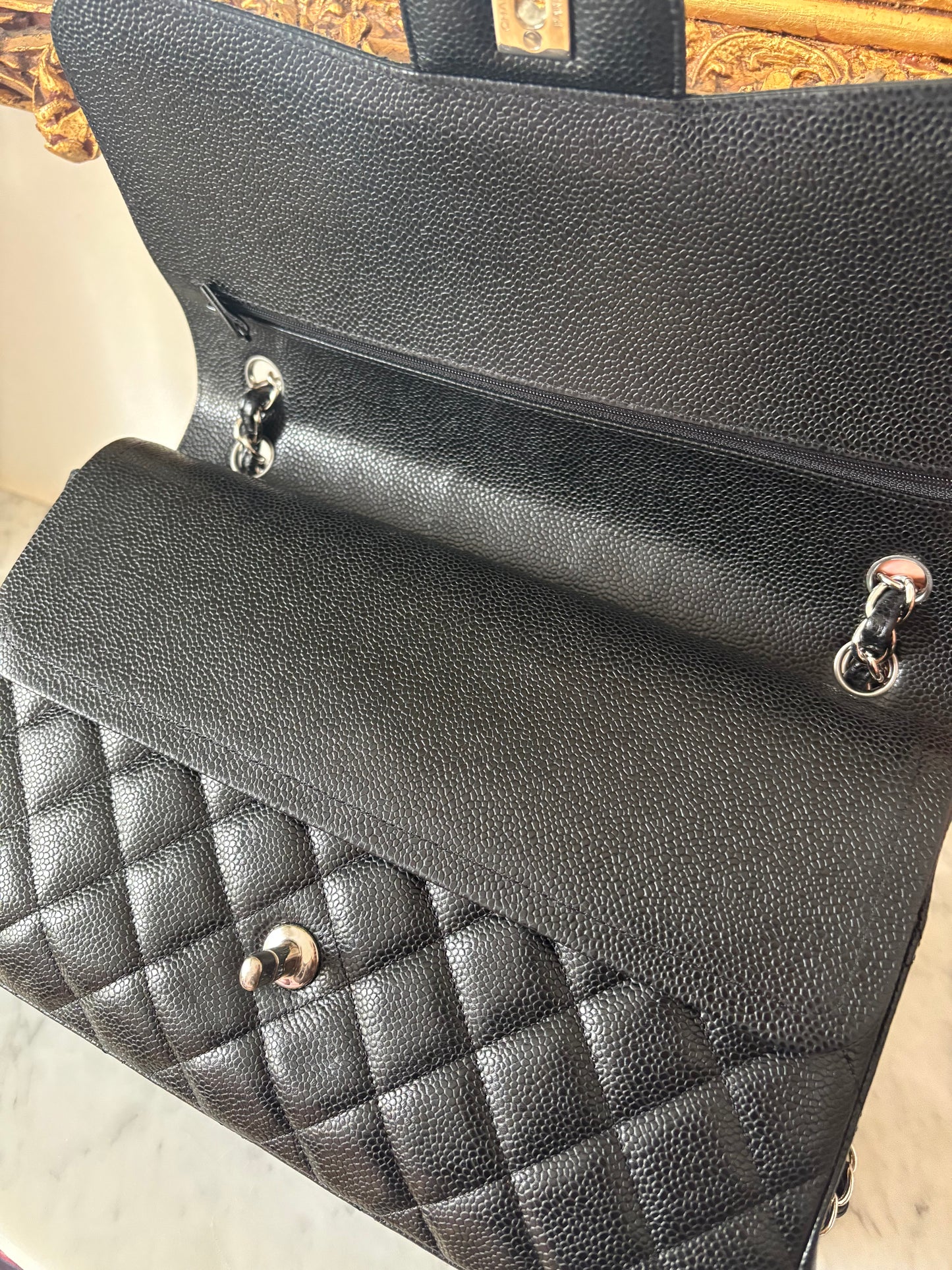 Chanel Jumbo classic
