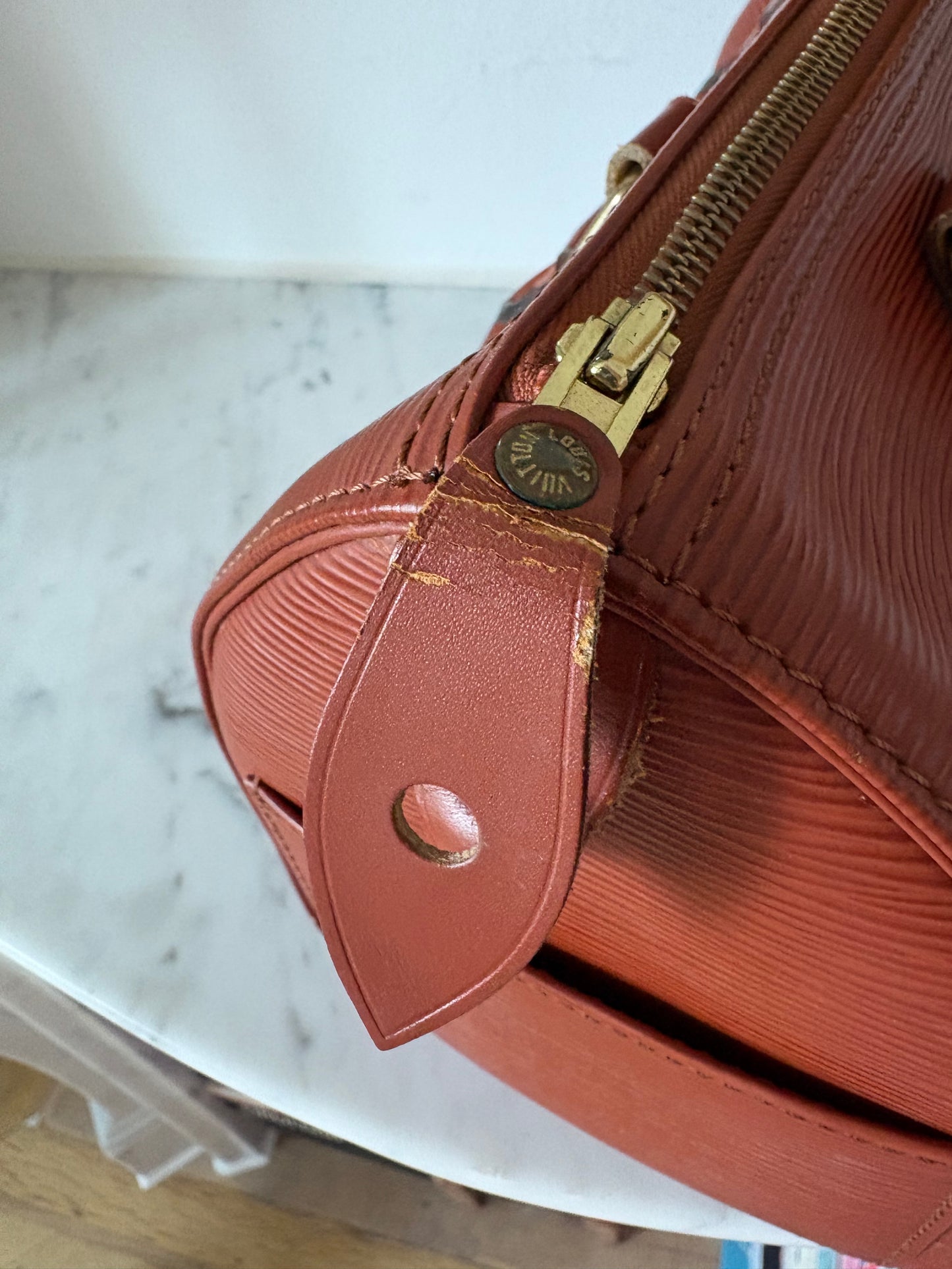 Louis Vuitton Speedy Epi