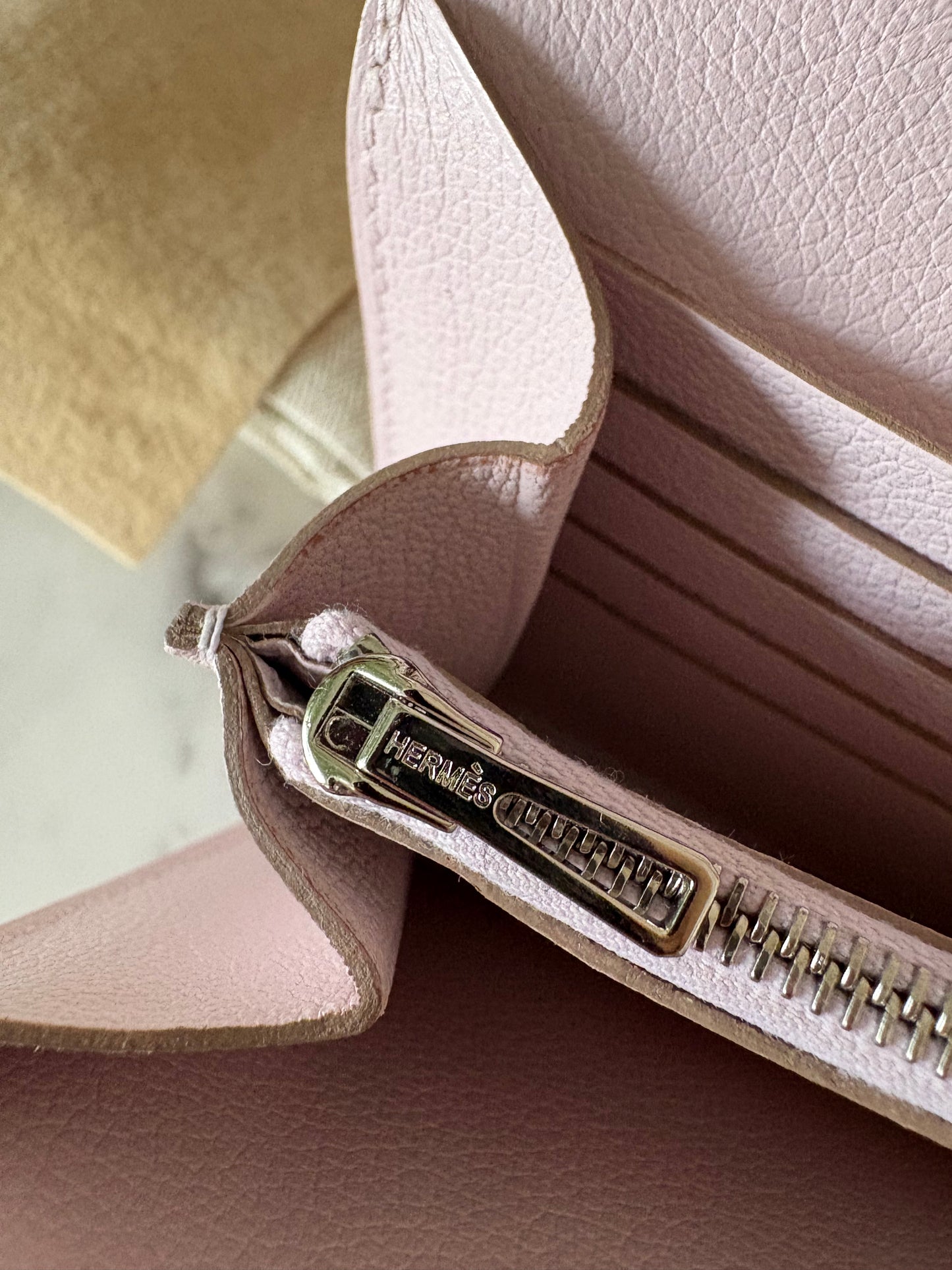 Hermès Constance To Go