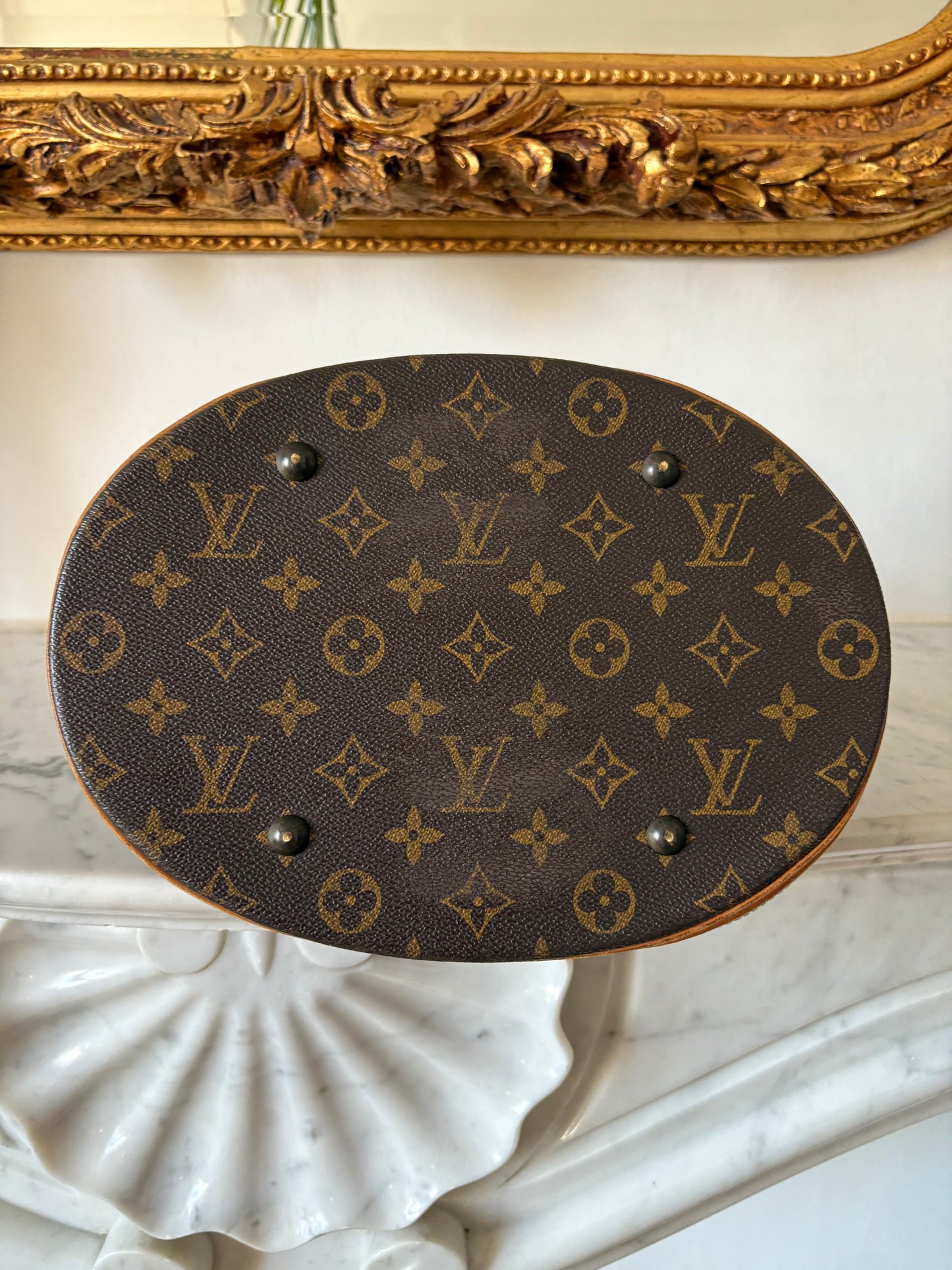 Louis Vuitton Bucket bag