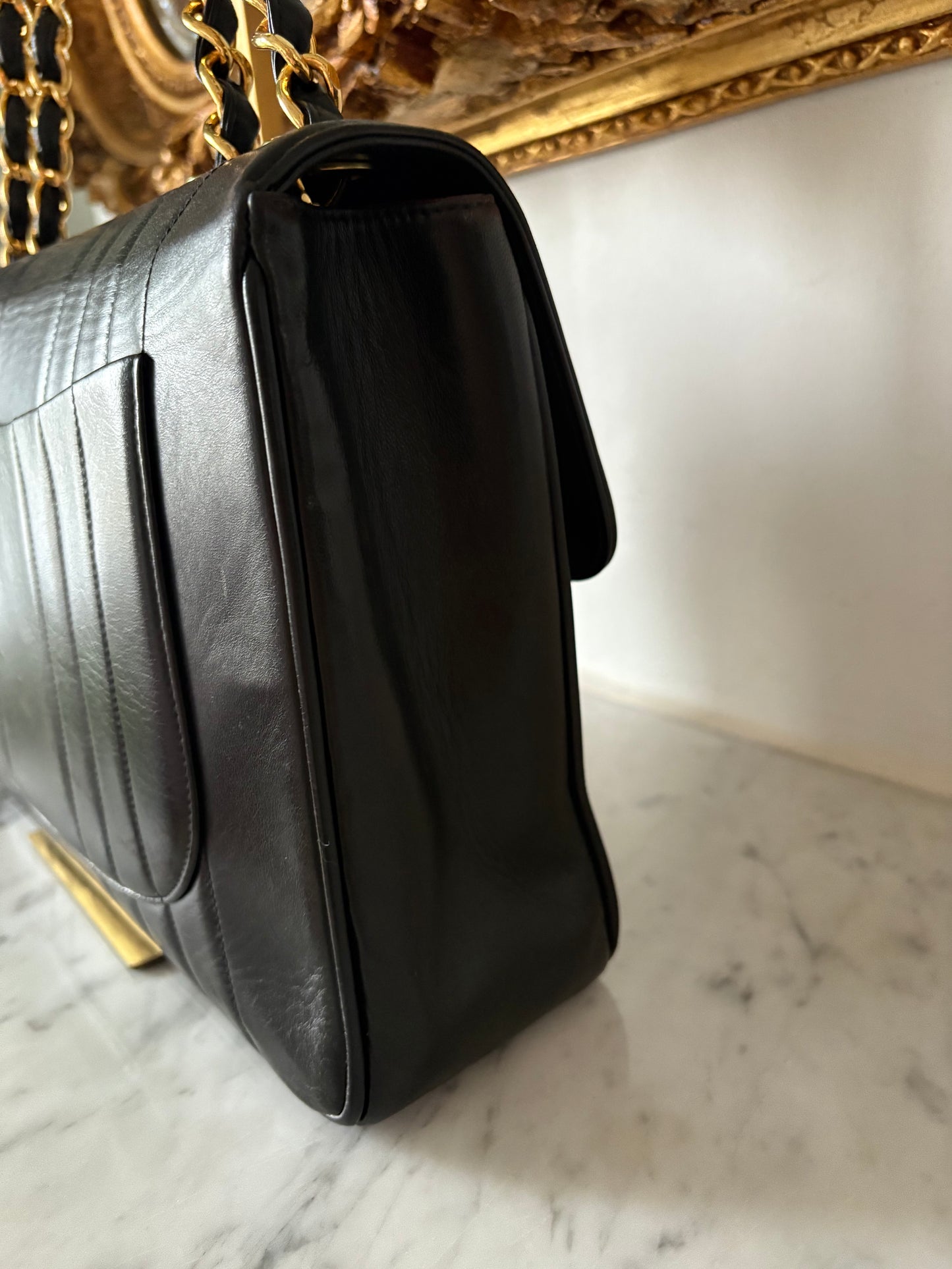 Chanel Jumbo vertical quilt