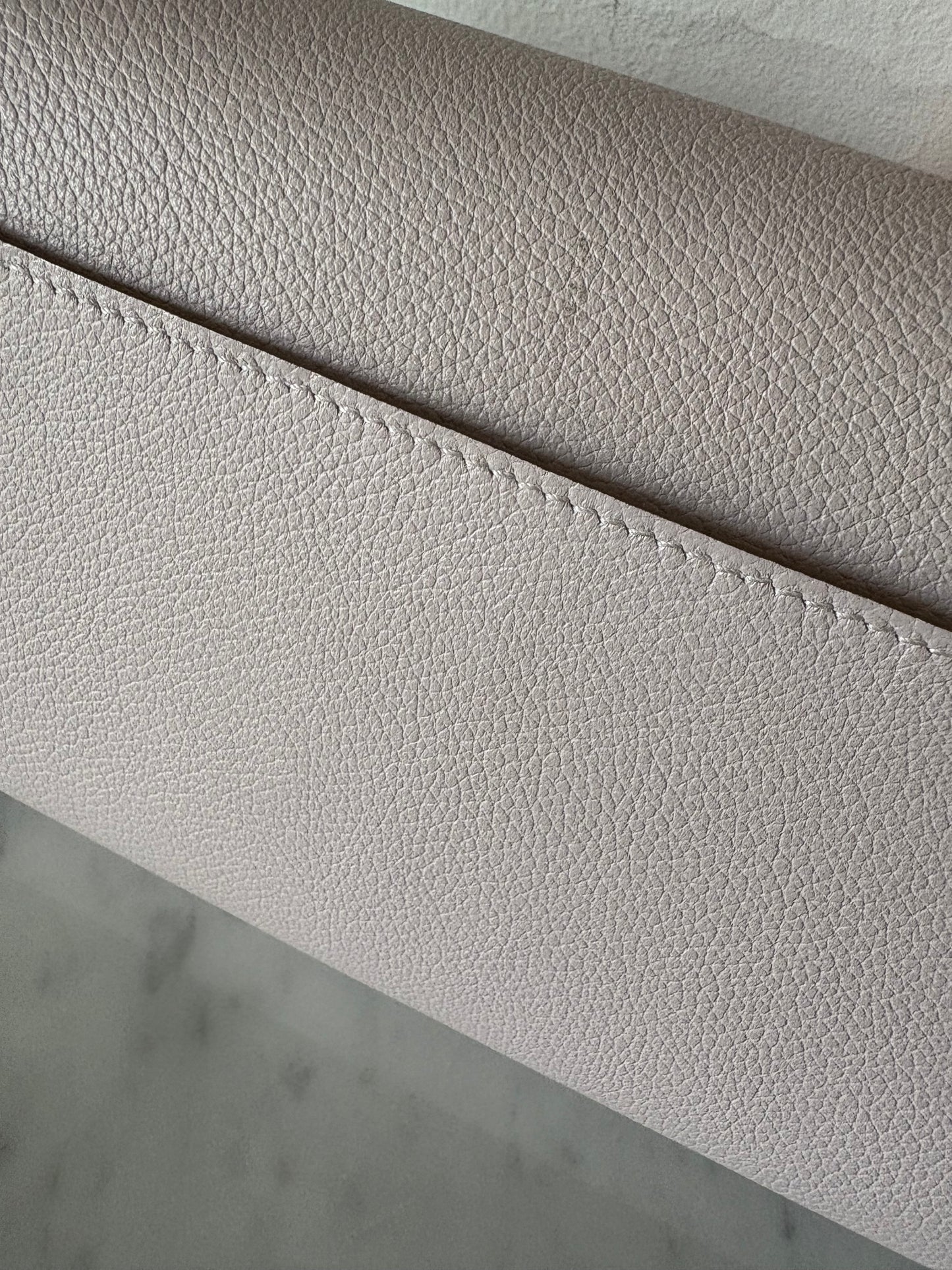 Hermès Constance To Go