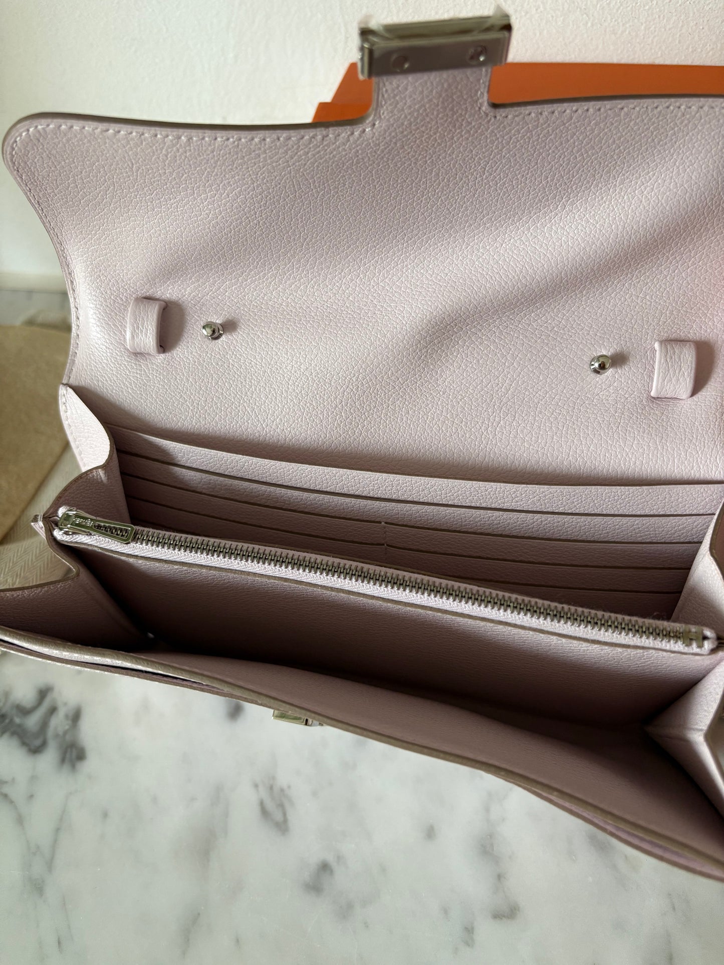 Hermès Constance To Go