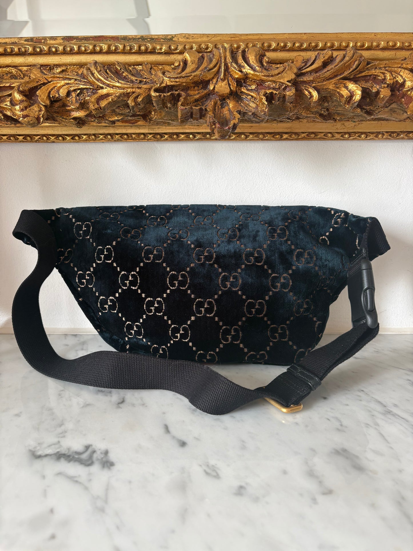 Gucci Ophidia velvet belt bag