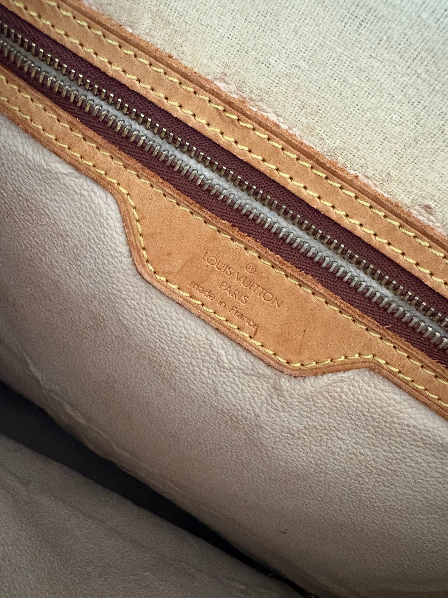 Louis Vuitton Bucket bag